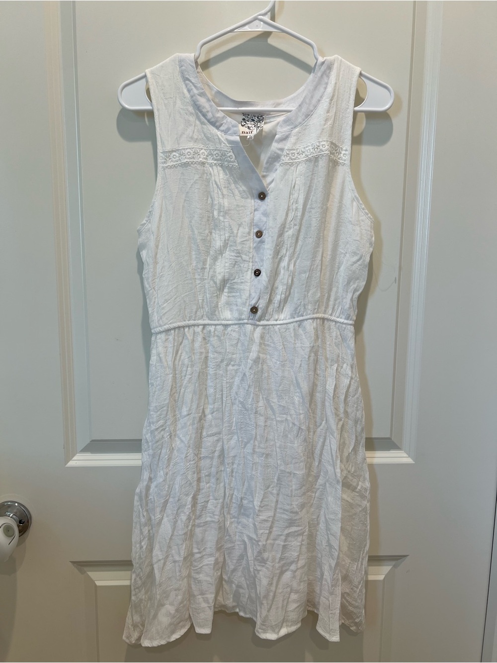 NAIF White Lace Yoke Button-Front Midi Dress